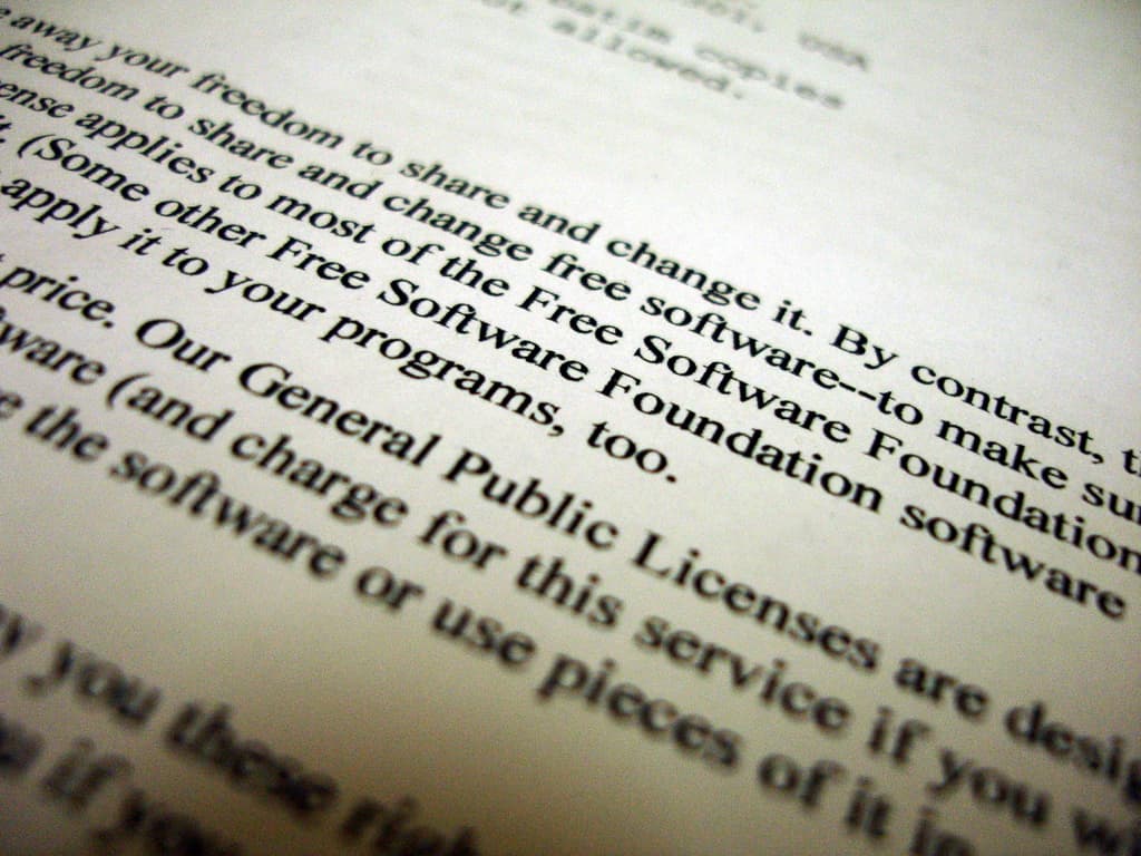 explaining-and-understanding-the-gnu-general-public-license-gpl